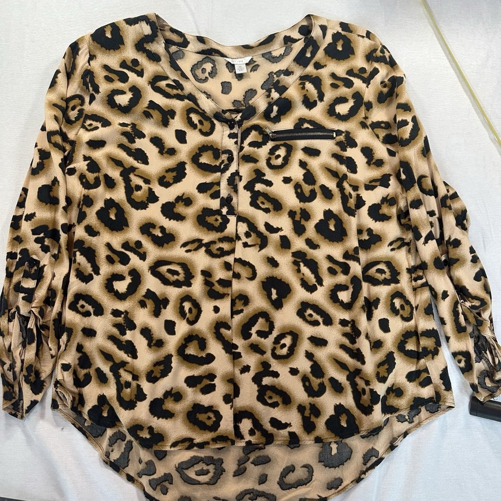 Leopard Print Long Sleeve Lightweight Chiffon Blouse / X-Large